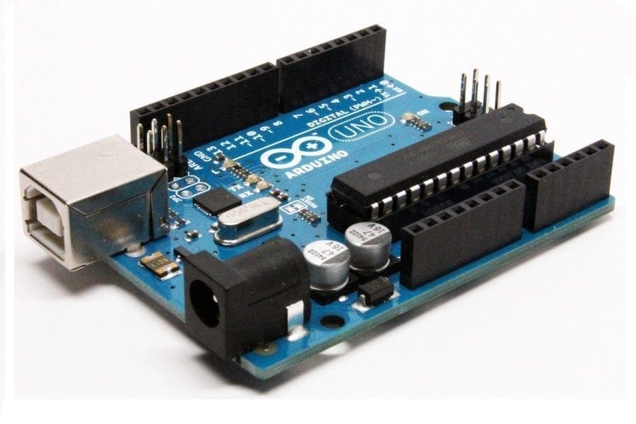 Arduino UNO board - What is Arduino?