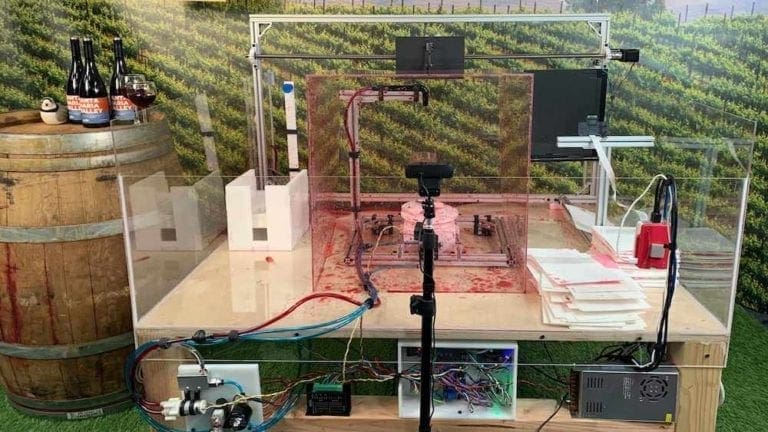 Art from Wine – Robots that Create Splash Paintings from Wine
