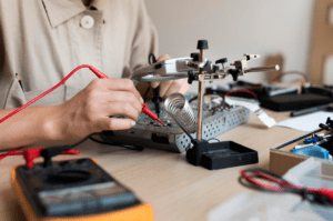 Must-Have Electronics Tools for Beginners