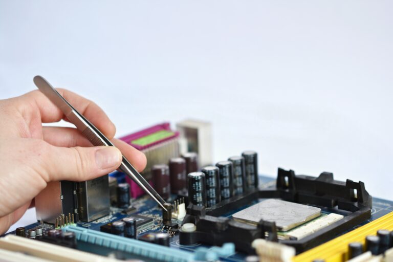 PCBWay’s new design service platform